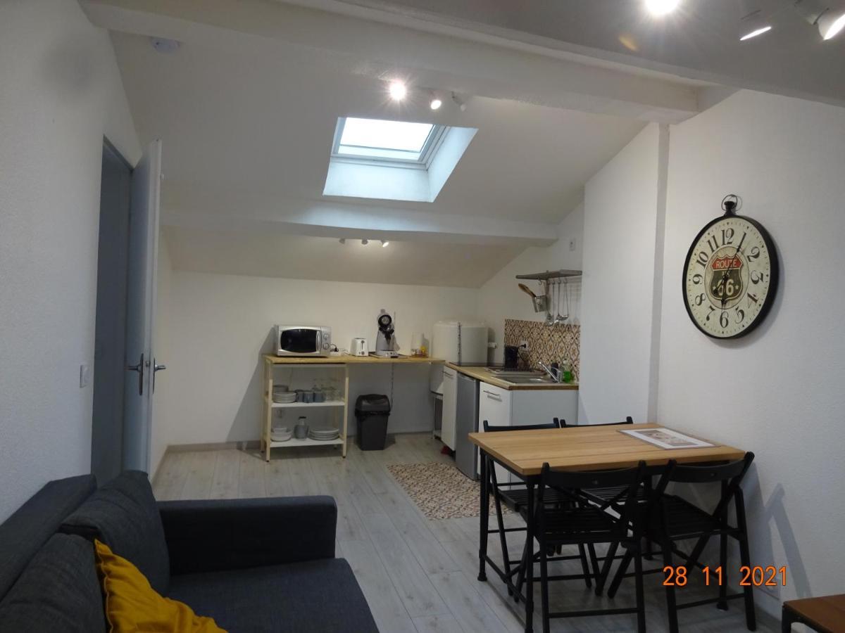 Appartement "Sacha" Au Calme En Hypercentre De Revel Revel  Luaran gambar